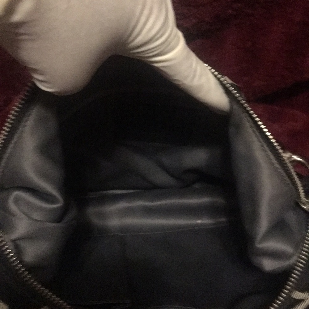 Gray and Black Coach hobo bag - Picture 4 of 11